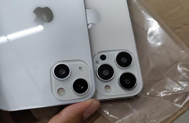 富阳苹果手机维修分享iPhone 13‌机模长什么样 