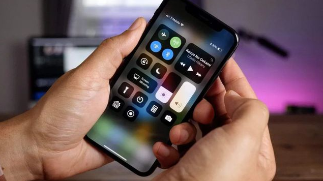 富阳苹果手机维修分享iPhone 12信号差怎么办 
